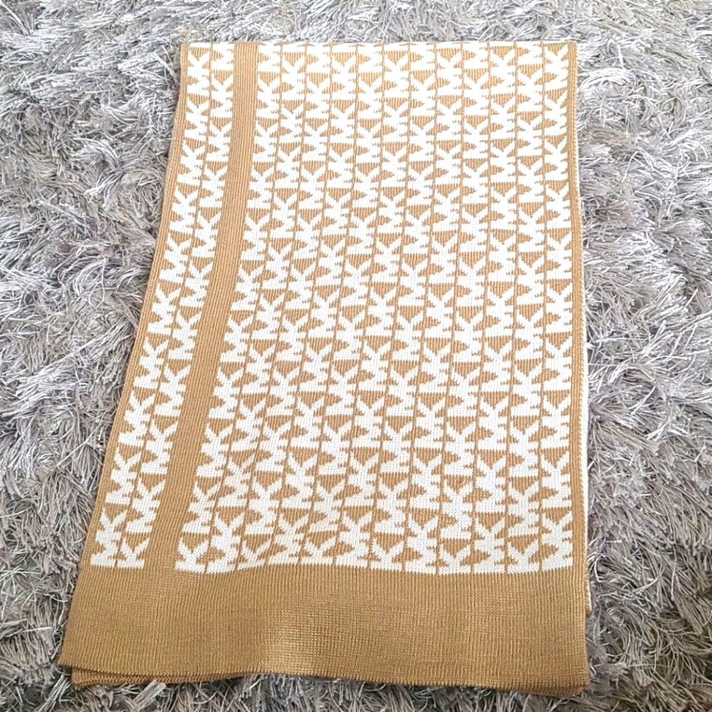 Michael Kors Scarf